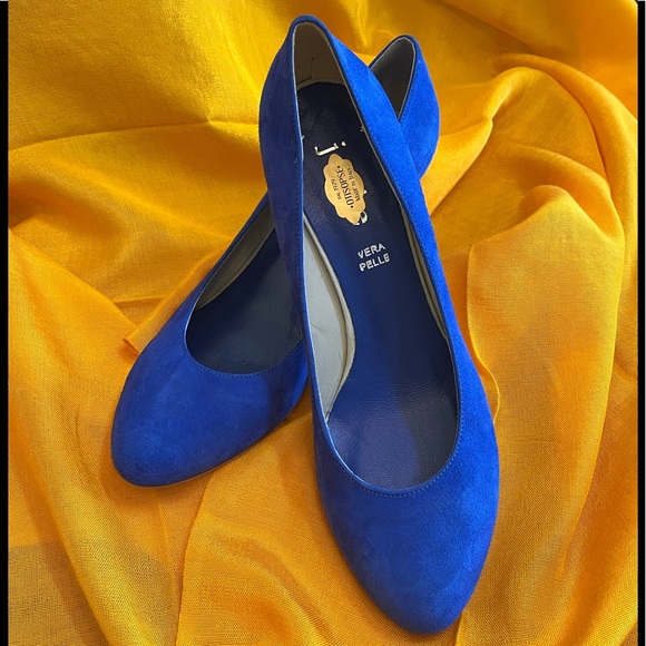 ๐ Cobalt Blue Suede Heels by OTISOPSE 41 EUR (10.5 US) Like New - Picture 4 of 12